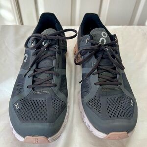 Womens On Running Shoes 7.5